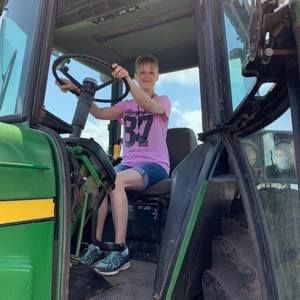 Meet your Posher, Linda